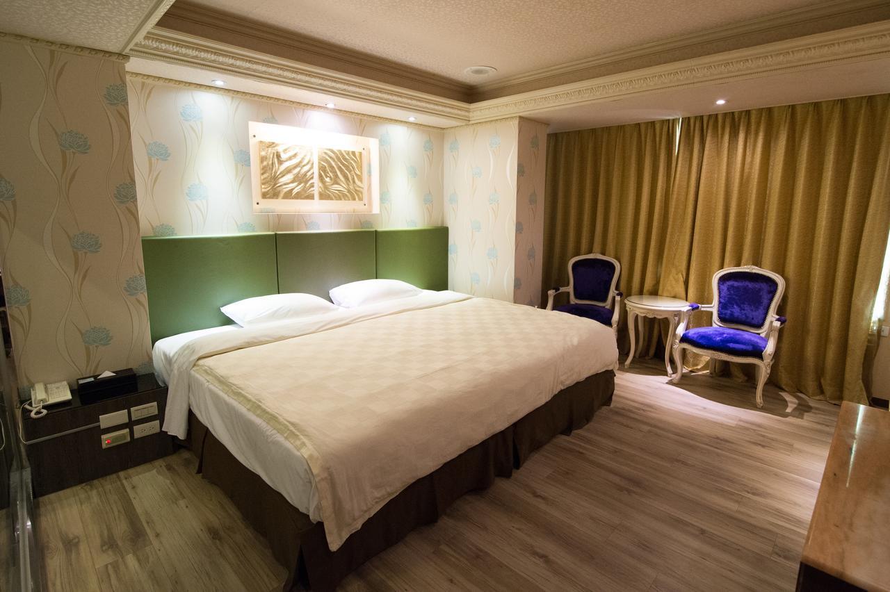 Mila Hotel Тайчжун Екстер'єр фото